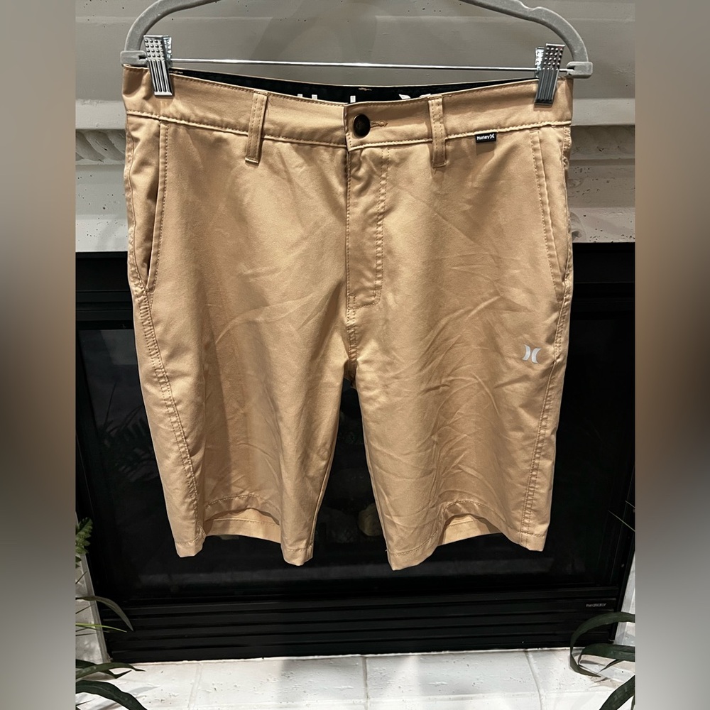 Hurley Men's Khaki Flat Front Performance Shorts